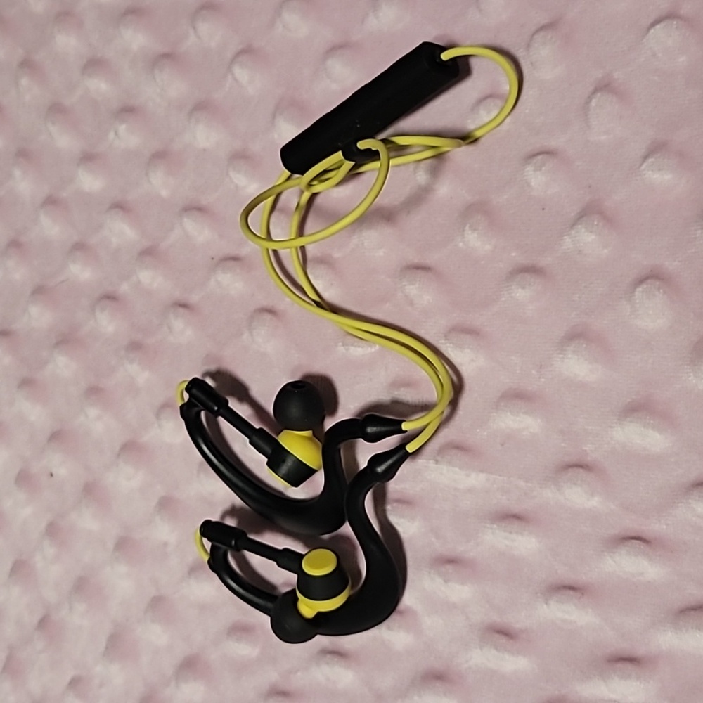 Syllable Bluetooth Headphones